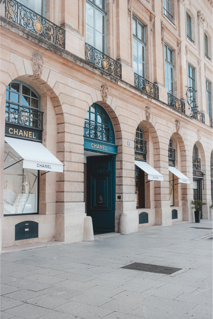 Le Marais: A trendy neighborhood full of indie boutiques, vintage stores, and charming streets perfect for a shopping spree.