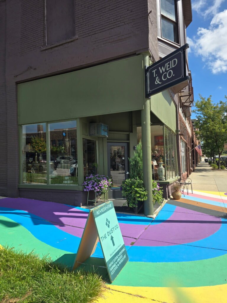 hopping in the Historic East Village in Des Moines Iowa