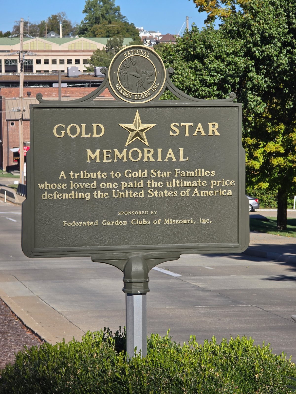Gold Star Memorial marker near the Missouri State Capitol